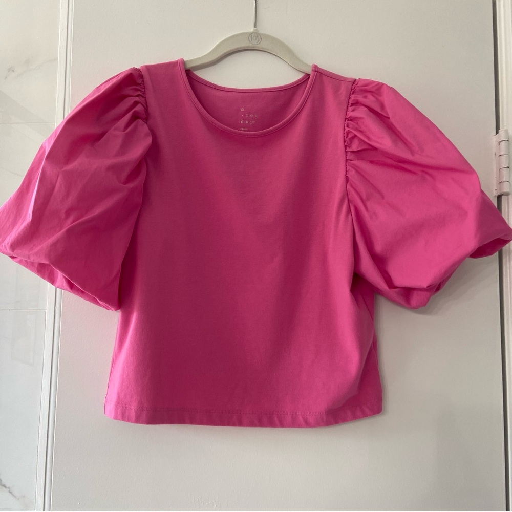 PUFF SLEEVE BLOUSE Pink Fuchsia Size Small NWOT
